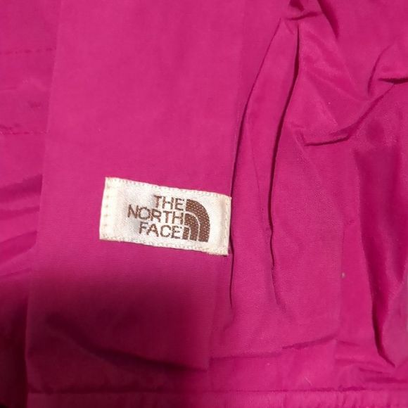 Vintage Gore-Tex The North Face Magenta Jacket - Picture 6 of 7